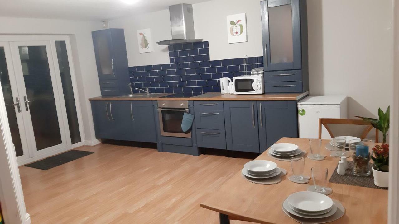 Sunny Lynn Villa Oldham Ngoại thất bức ảnh